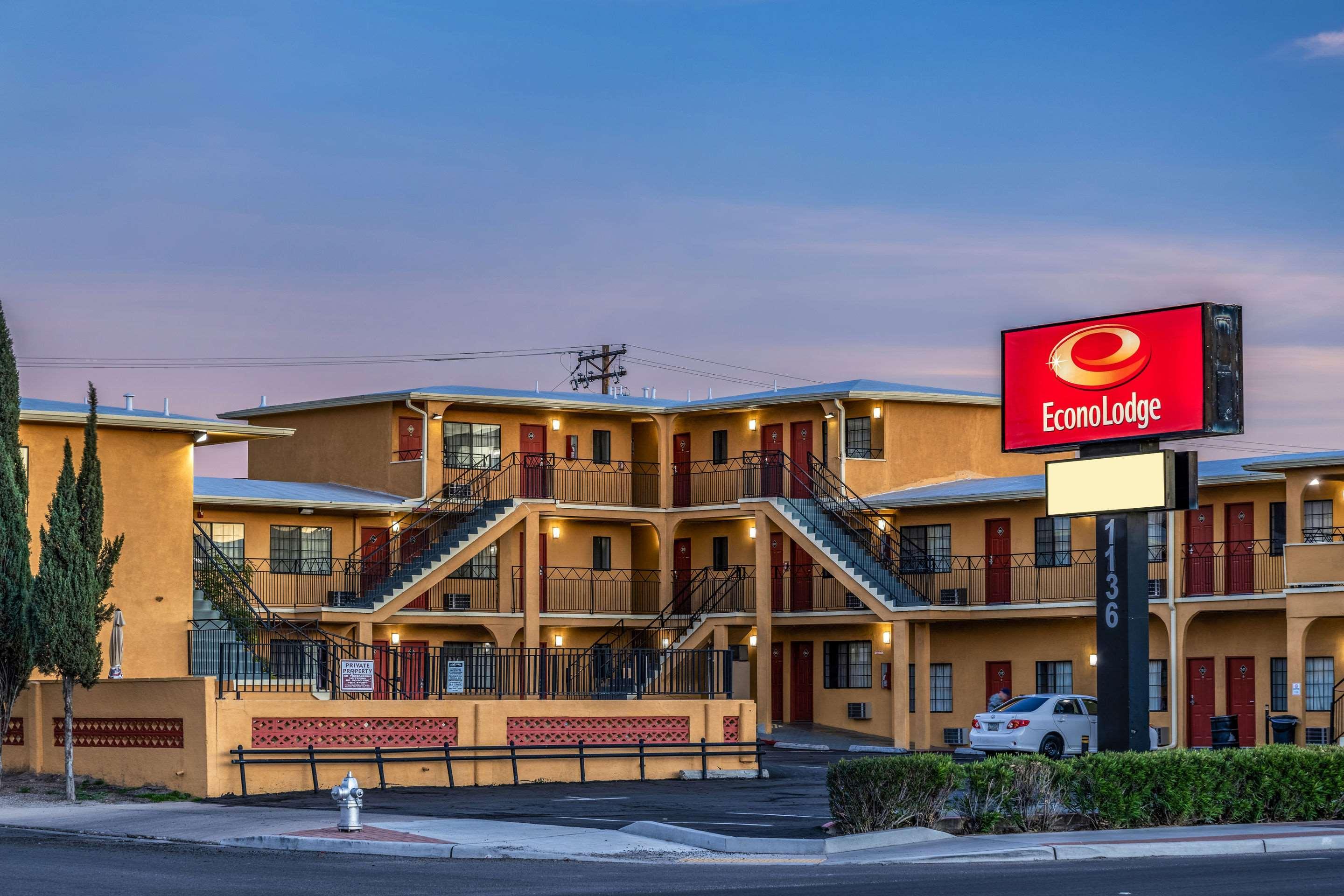 Econo Lodge University Tucson Eksteriør billede